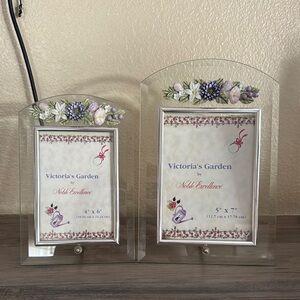 Vintage Noble Excellence Victoria’s Garden Floral Frames Set 4x6 & 5x7